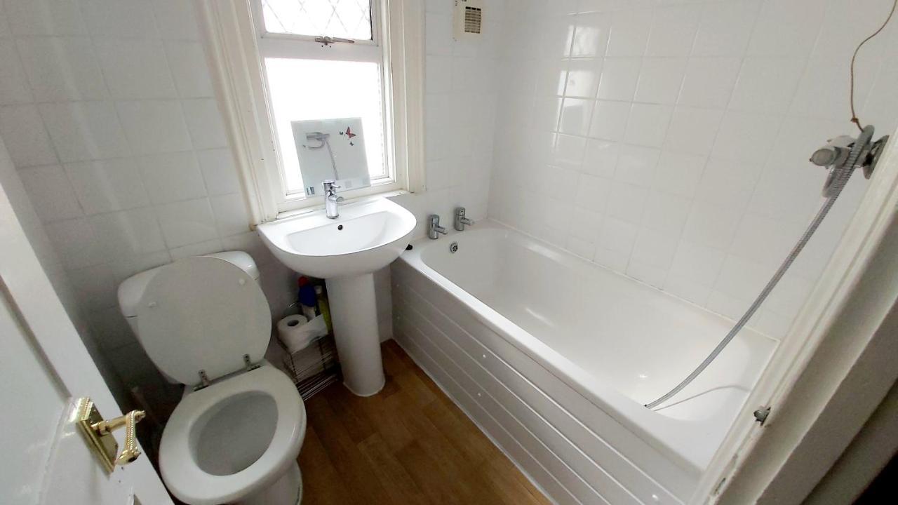 Priestfield House Medway Bed and Breakfast Gillingham  Exterior foto